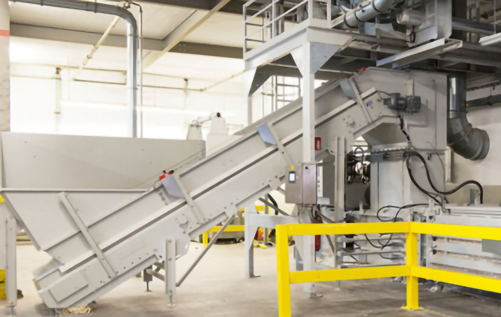 Suitable for continuous loading with conveyor belt, air feeding or similar