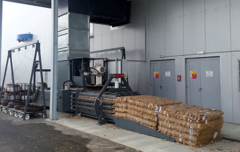 Large loading aperture for optimised feeding methods (1140 mm length)